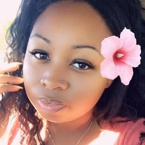 Meet your Posher, Shareen